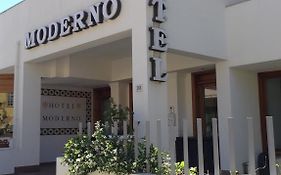 Hotel Moderno